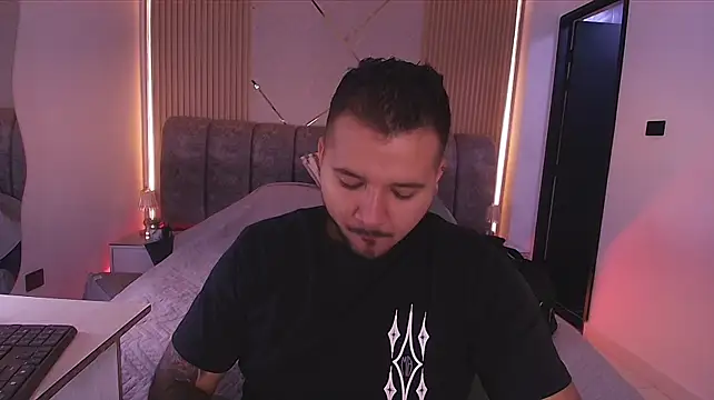 عرض كام mister_miike