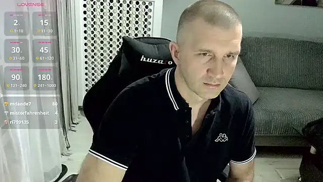 Show de Succubus5879 na webcam