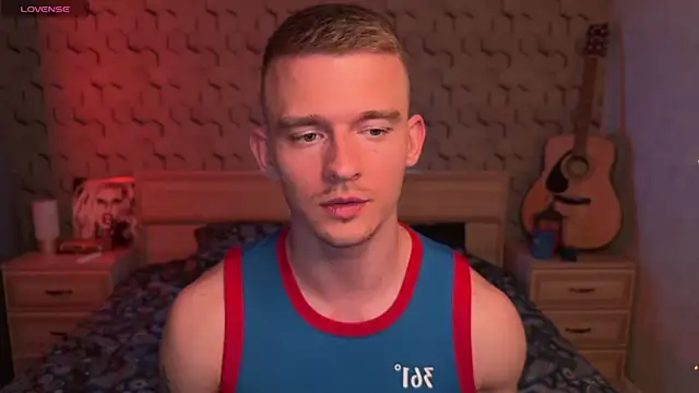 Marvelboy_ 网络视讯表演