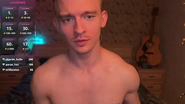 Marvelboy_ Show in webcam