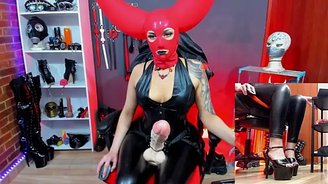Sembang XXX Secara Langsung Yelena_LatexMaiden