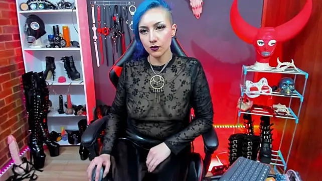 Yelena_LatexMaiden's Webcam Show