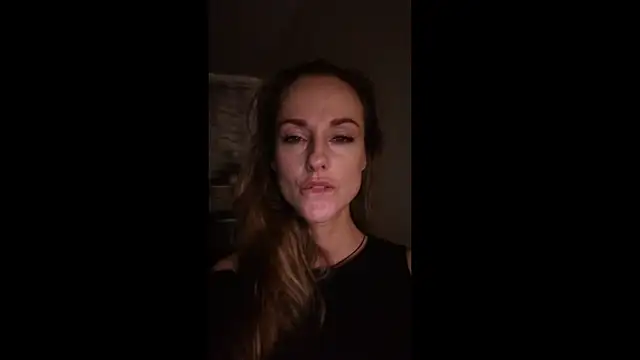 SuchArt_'s Live XXX Chat