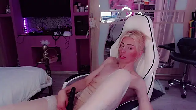Chat +18 de AnnieGOld_ ao vivo