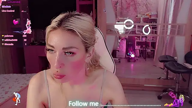 Chatroom XXX en direct de AnnieGOld_