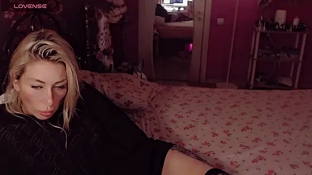 Chat +18 de AnnieGOld_ ao vivo