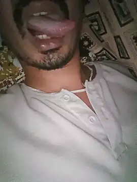 dreamtoungelick69のウェブカメラショー