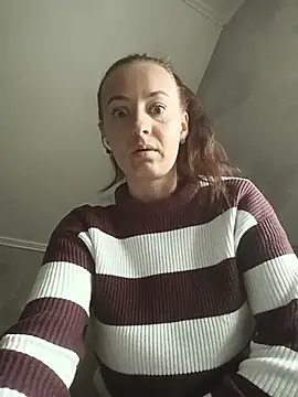 Chat +18 de Angela_Zayka ao vivo