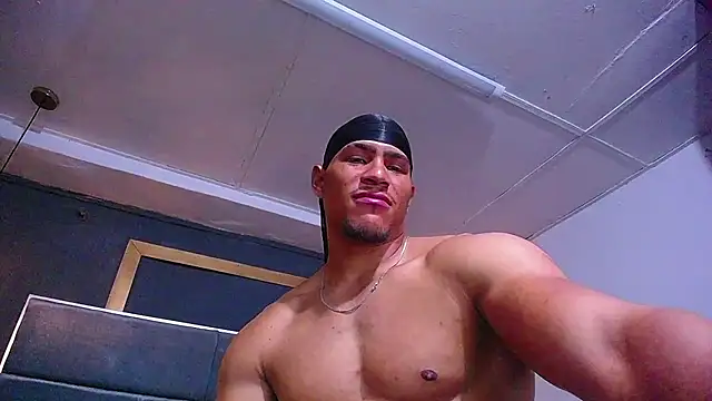 teddyfit19cm's Webcam Show