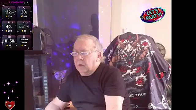 bebitzu: διαδικτυακό σόου στην κάμερα