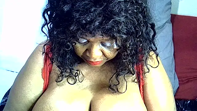 Ebony_Cougar's Webcam Show