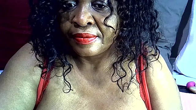 Ebony_Cougar webcam show