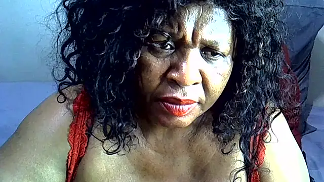 Ebony_Cougar's Live XXX Chat