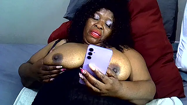 Show Webcam de Ebony_Cougar