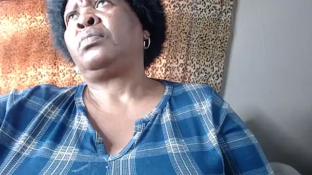 Ebony_Cougar's Webcam Show