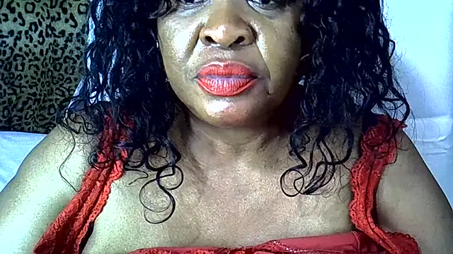 Webkamerová show Ebony_Cougar