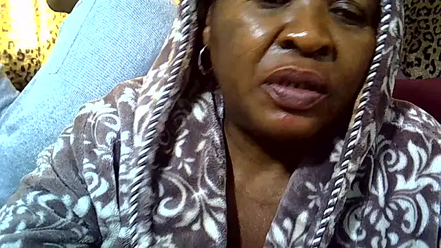 Živý XXX chat Ebony_Cougar