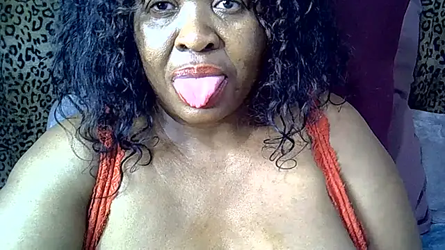 Ebony_Cougar's Webcam Show