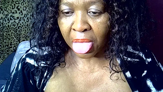 Show Webcam de Ebony_Cougar