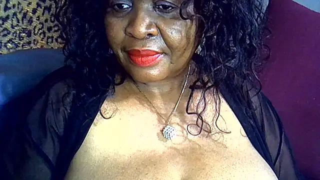 Ebony_CougarのライブXXXチャット