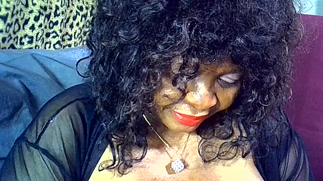 Ebony_Cougar 网络视讯表演