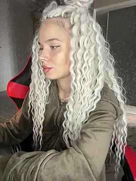 SIMBA_BOS Adlı Modelin Canlı XXX Sohbeti