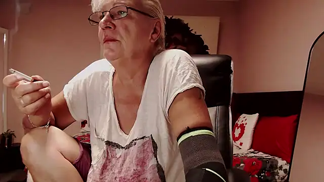 LaylaMilf's Webcam Show