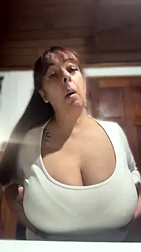 Chat +18 de Sofyalone_ ao vivo