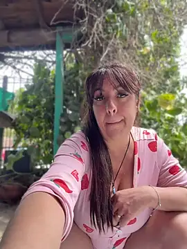 Sofyalone_ লাইভ XXX চ্যাট