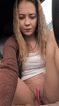 Risky_julia2330 – Kamerová šou