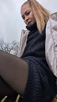 Risky_julia2330 webkamerás műsora