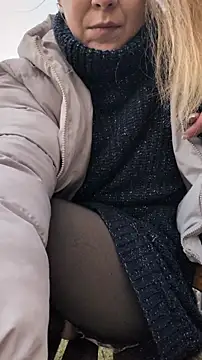 Вебкам-шоу Risky_julia2330