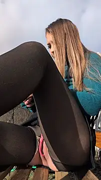 Risky_julia2330 – Kamerová šou