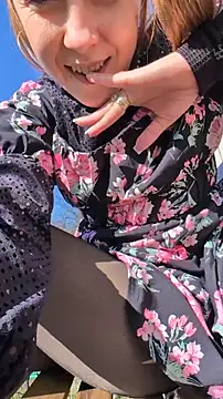 Risky_julia2330 – Kamerová šou