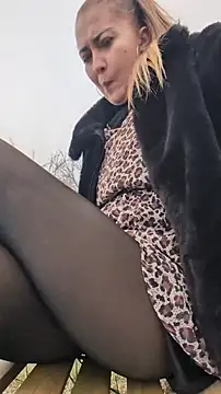 Show webcam de Risky_julia2330