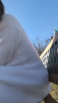 Risky_julia2330 Show in webcam