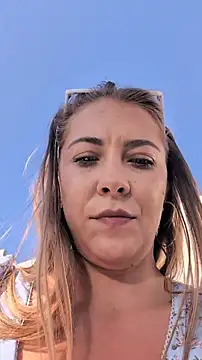 Risky_julia2330 웹캠 쇼