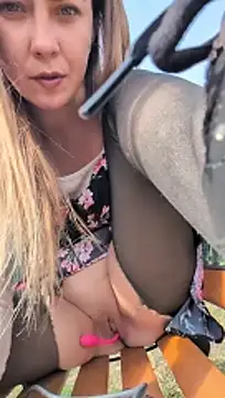 Risky_julia2330のウェブカメラショー