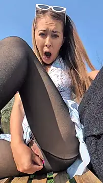 Risky_girl23_ – webcam-show