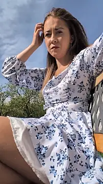 Risky_girl23_のウェブカメラショー