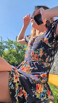Risky_girl23_'s Webcam Show