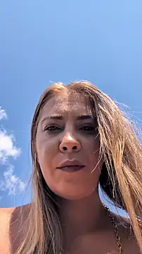 Risky_girl23_ webkamerás műsora