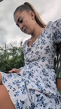 Risky_girl23_ webkamerás műsora