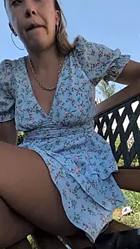 Risky_girl23_ Webcam Show