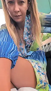 Risky_girl23_ Webcamshow