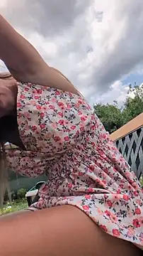 Risky_girl23_ webkamerás műsora