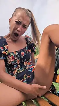 دردشة Risky_girl23_ الجنسية المباشرة