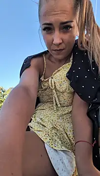 Risky_girl23_ লাইভ XXX চ্যাট