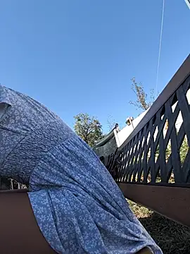 Risky_girl23_ 现场XXX聊天