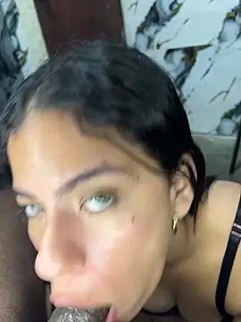 roman_and_jessie Show Webcam